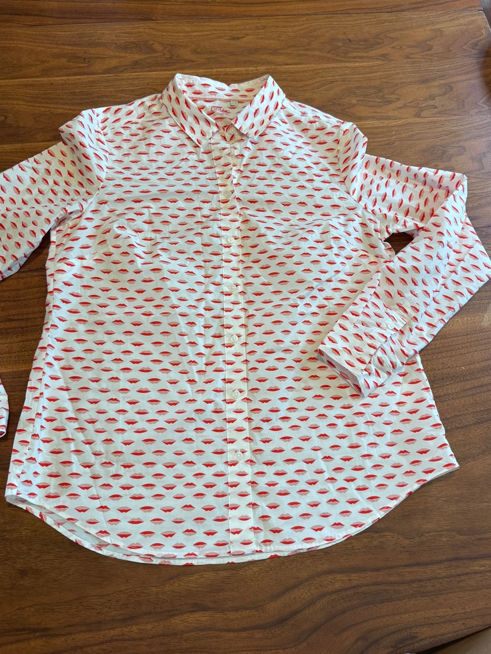 Boden Classic Shirt in Cotton Fun Lip Print, Like New!  Size 10